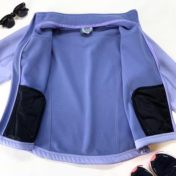 LL Bean Black Soft Shell Jacket 100% Nylon Fleece Lined Water Resistant - Picture 6 of 11